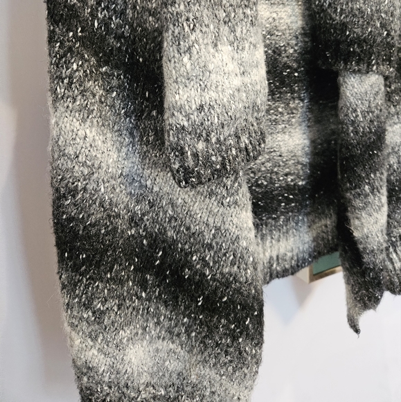 BCIM Wool/acrylic sweater - Picture 6 of 11